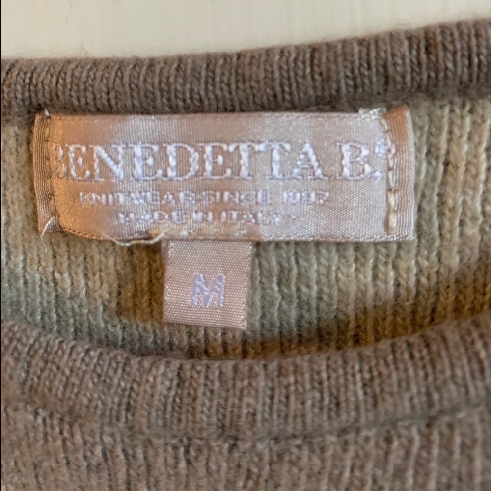Sweater - Picture 3 of 4